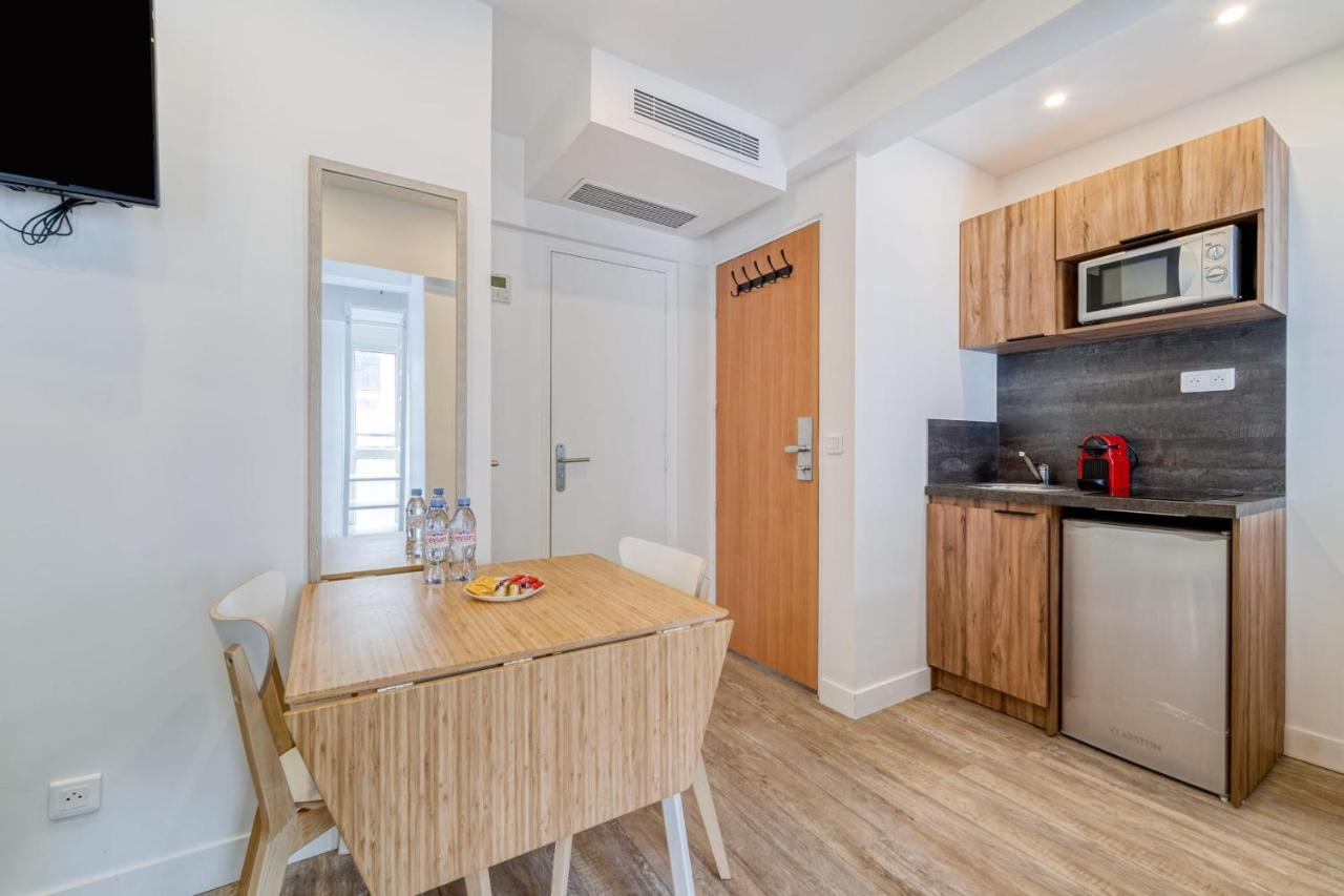 Beautiful Apartement With 2 Bedrooms In Paris Centre Exterior photo